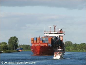 large ship in rendsburg