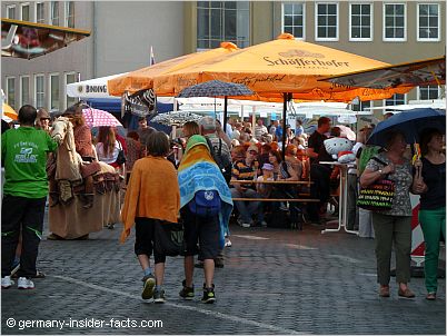 celebrating at schlossplatz