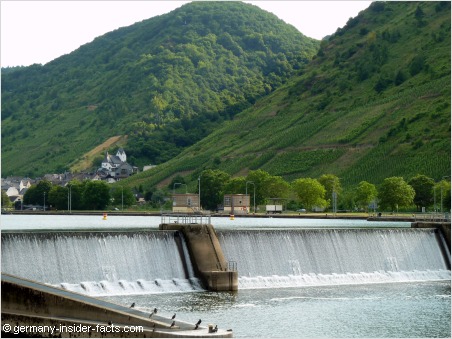 weir at the mosel valley